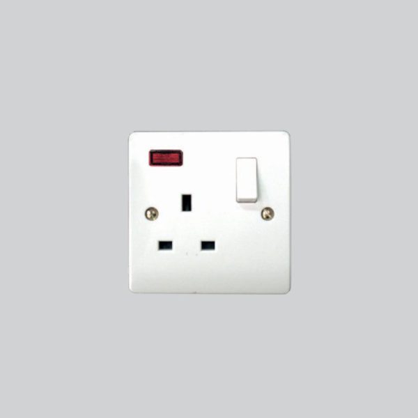 VZ0007 13A 1GANG SWITCH SOCKET+ NEON